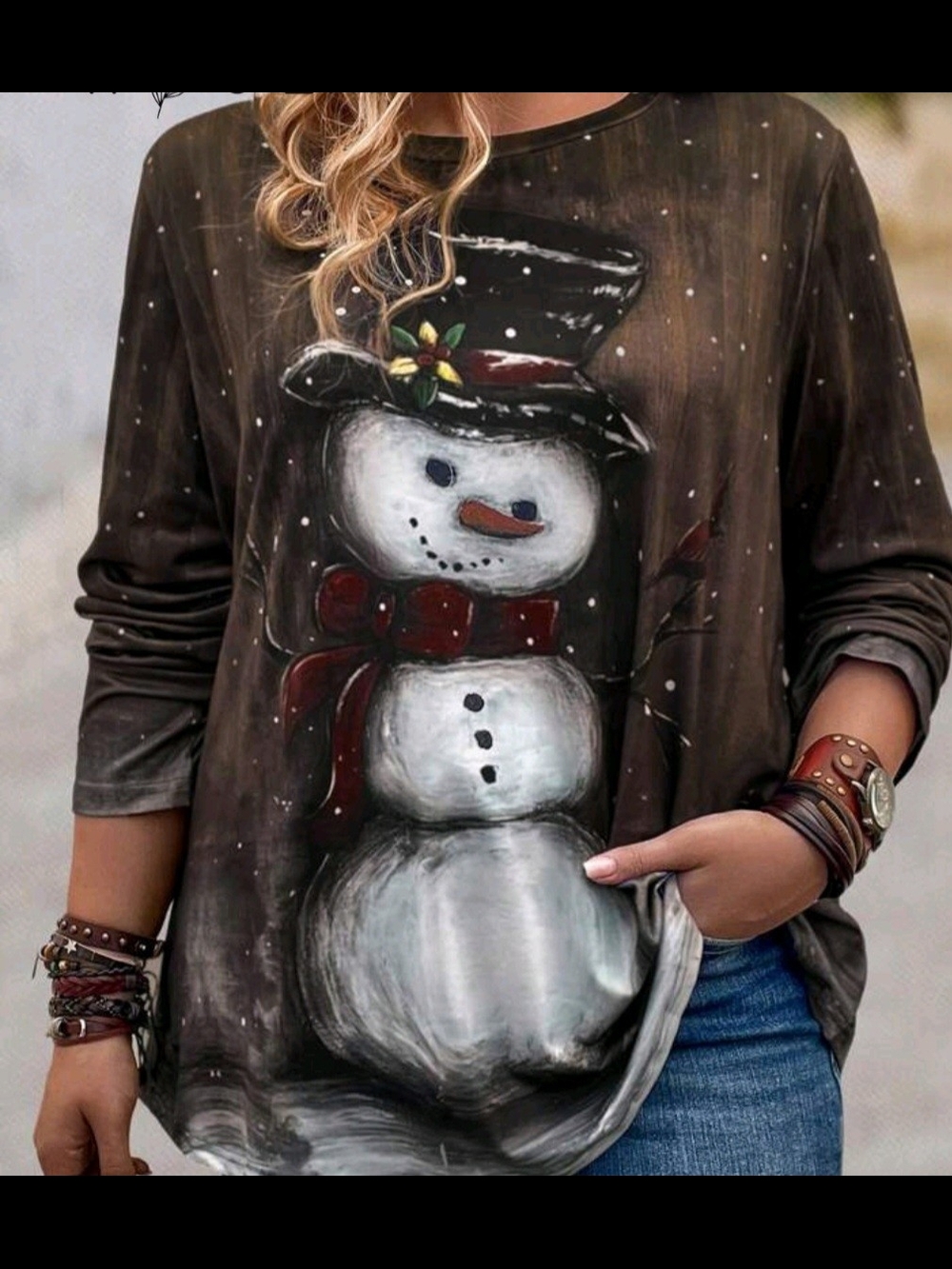 Women's Snowman Print Long Sleeve Top - Brown